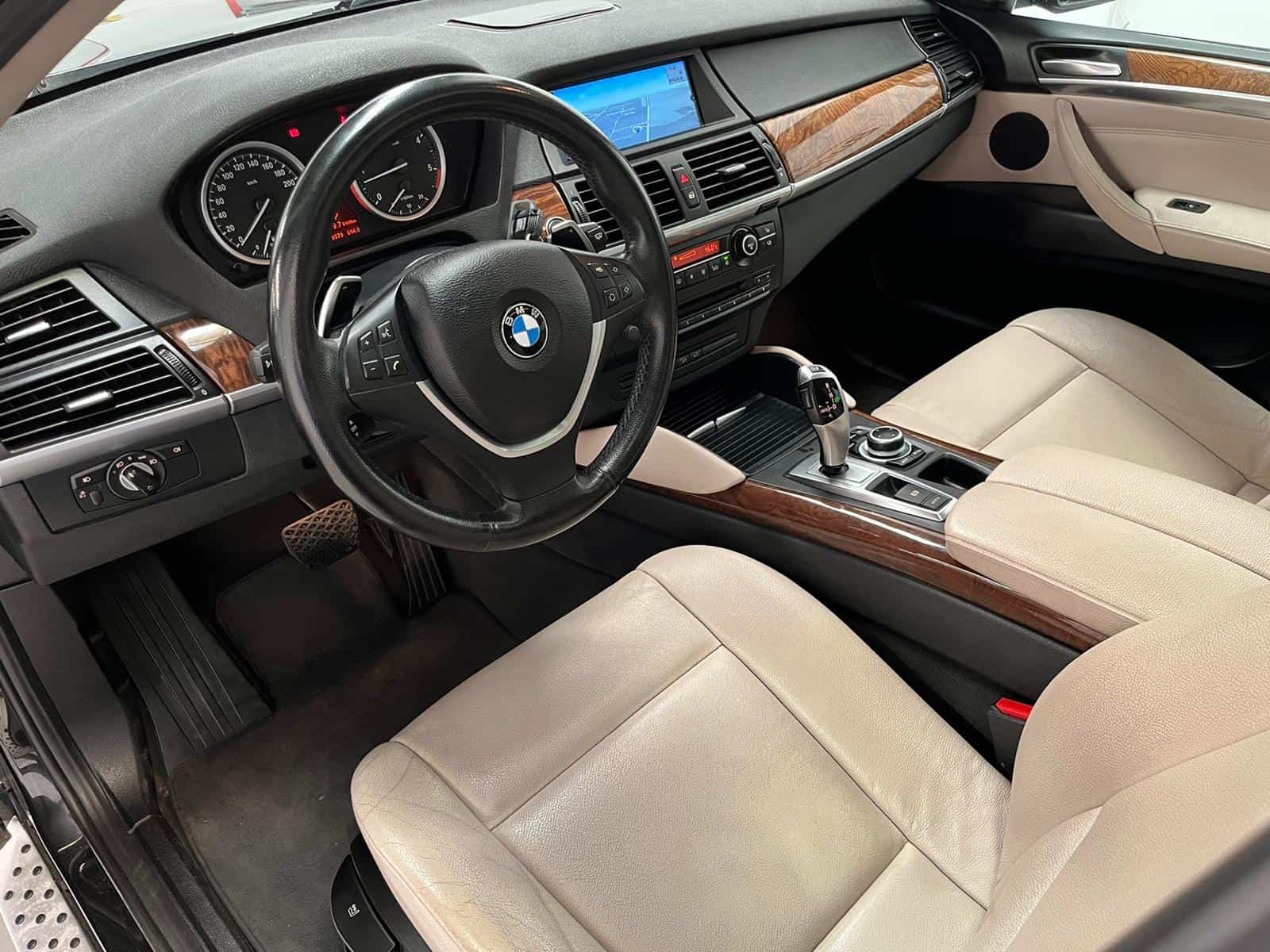 BMW X6 3.0D 245CV lleno